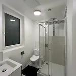 La Coloc' Docks T6 4 Bathrooms Garden * Rouen