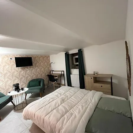 Semesterbostad La Coloc' Docks T6 4 Bathrooms Garden Rouen