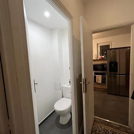 La Coloc' Docks T6 4 Bathrooms Garden Semesterbostad *